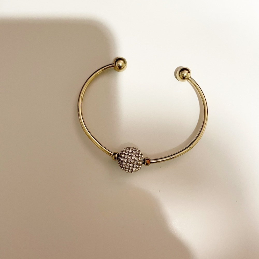Express Gold Tone Bangle - Picture 9 of 11